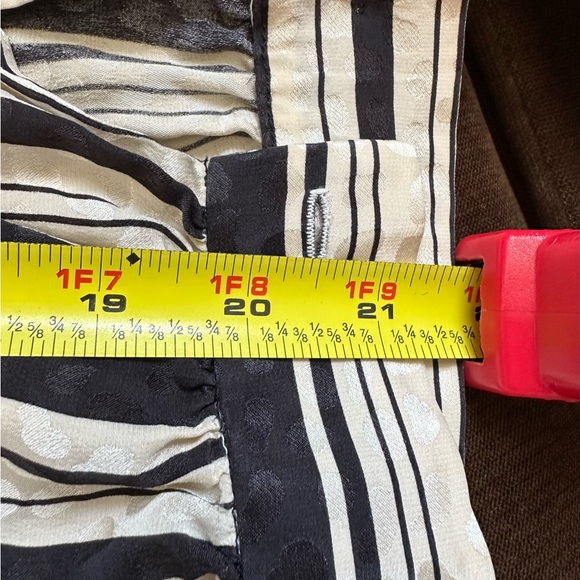 Lloyd Williams Delicate Vintage Black White Leaf Print 100% Silk Top Blouse SZ 4 - Picture 13 of 15